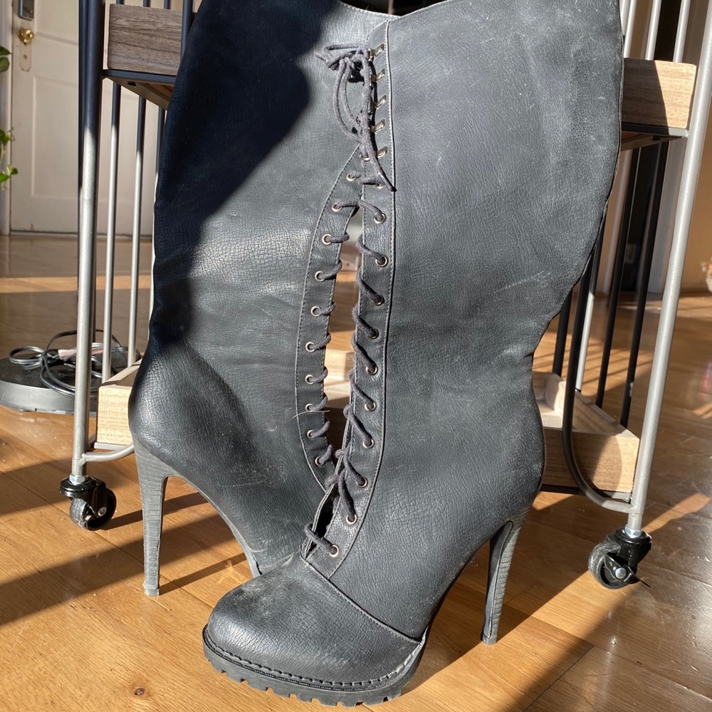 Lace up boots